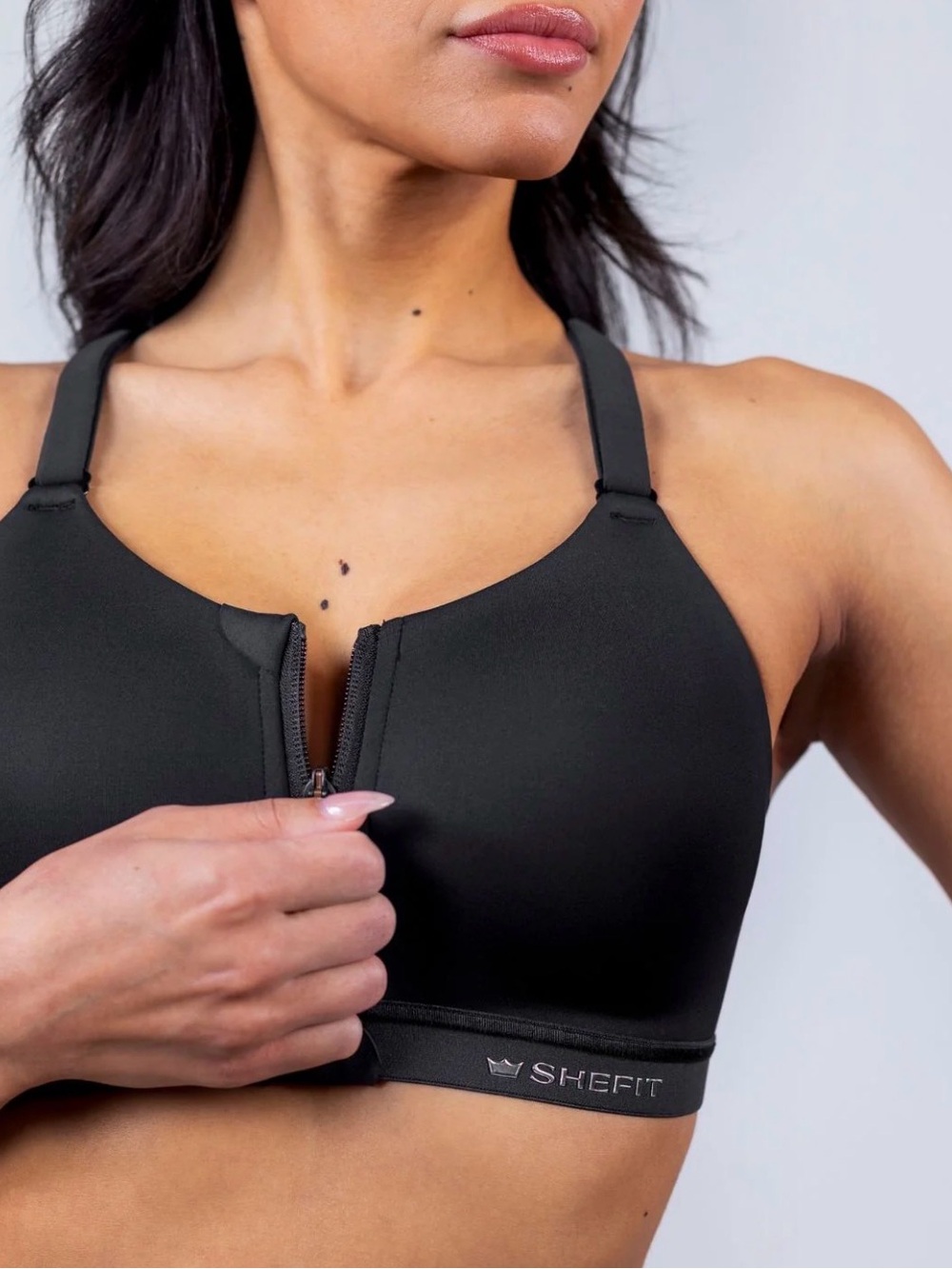 SHEFIT Black Front-Zip Cross-Back Sports Bra 3 luxe